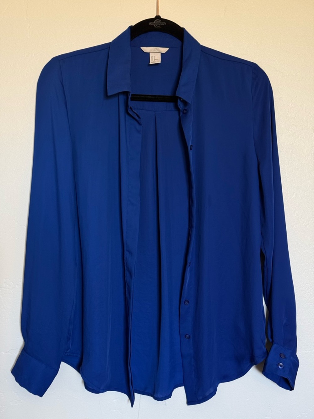 H&M Women’s Lightweight Button Down
